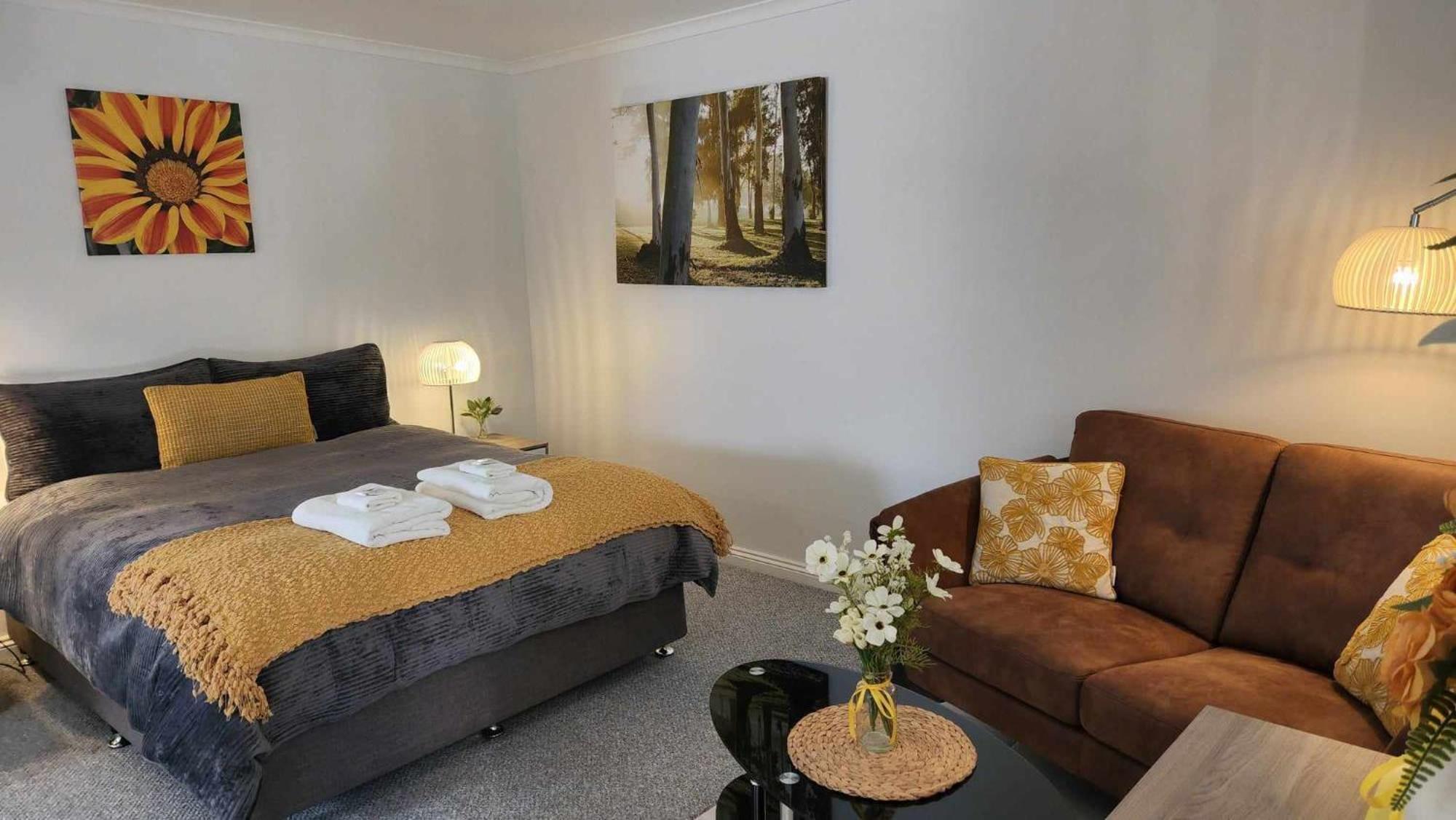 Riesling Trail & Clare Valley Cottages Экстерьер фото