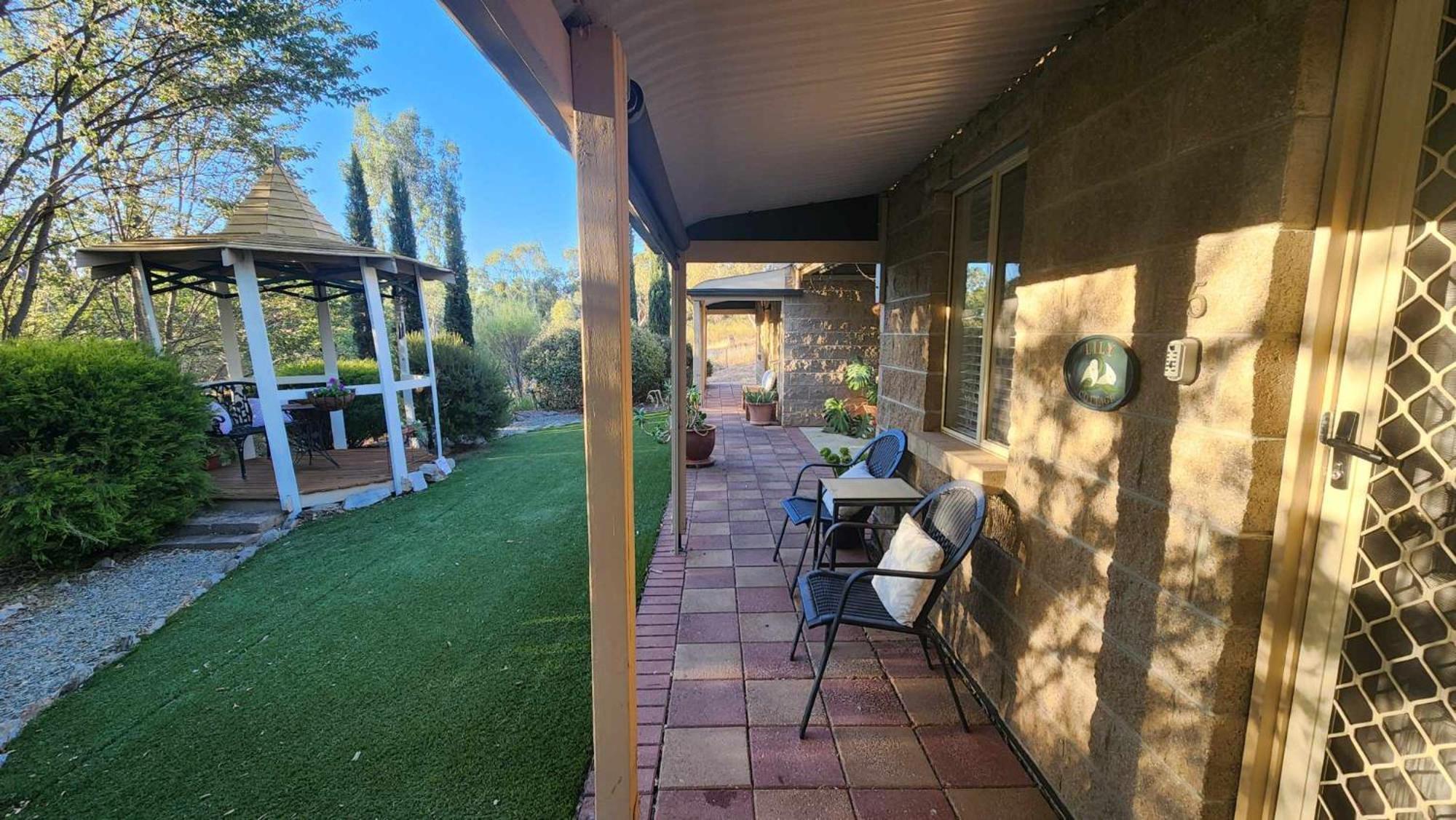 Riesling Trail & Clare Valley Cottages Экстерьер фото