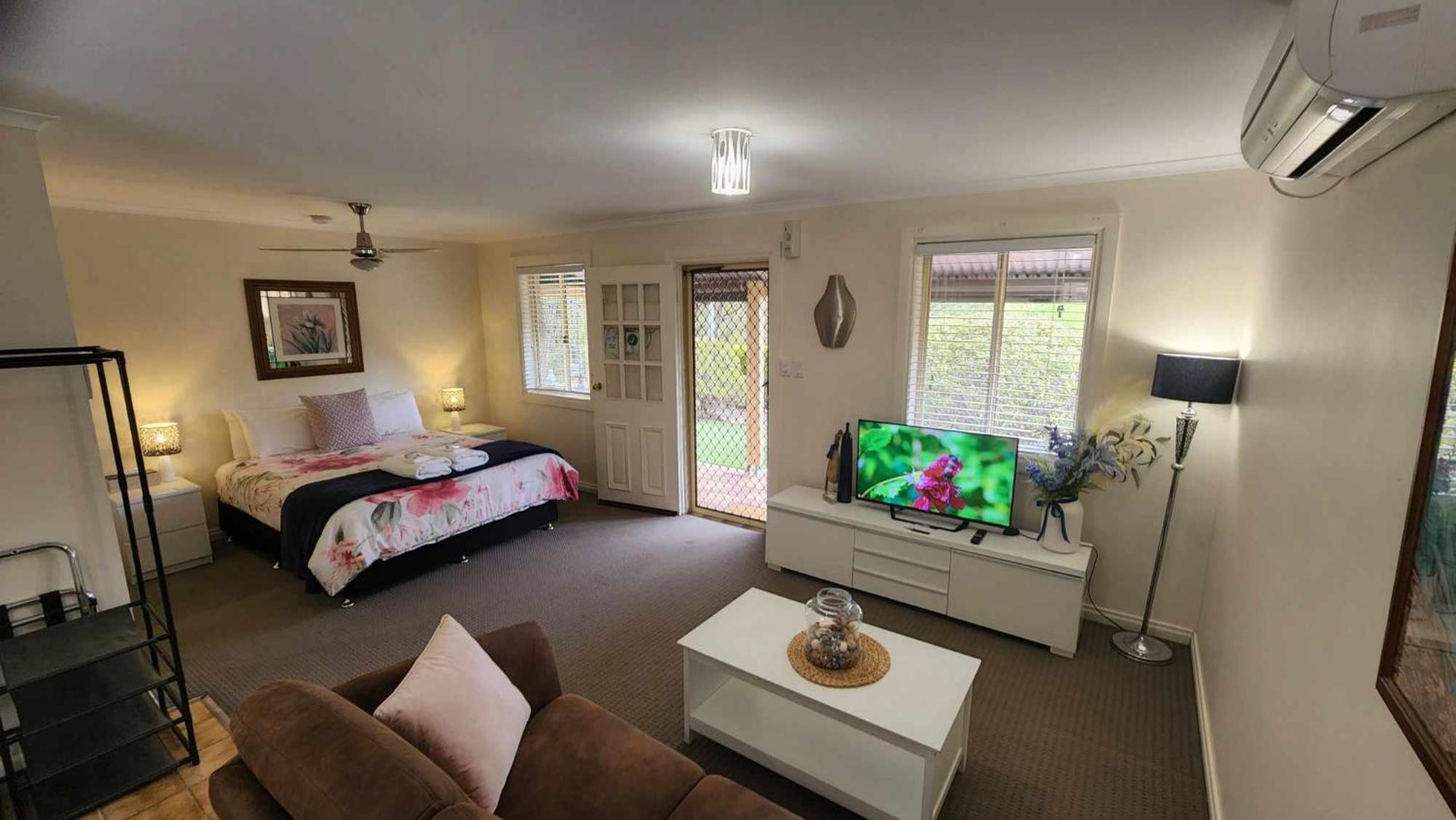 Riesling Trail & Clare Valley Cottages Экстерьер фото